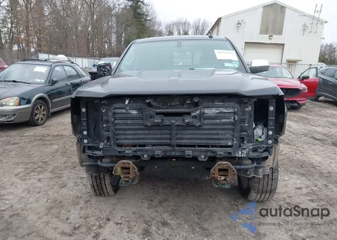 2018 Chevrolet Silverado 1500 2Lz z USA, uszkodzony, nr VIN 3GCUKSECXJG537367